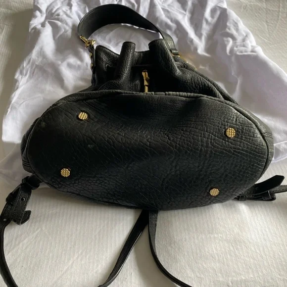 Elizabeth and James shoulder convertible backpack bucket bag - Picture 4 of 6